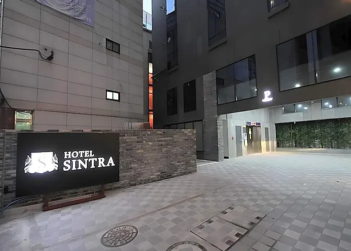 Sintra Tourist 3*